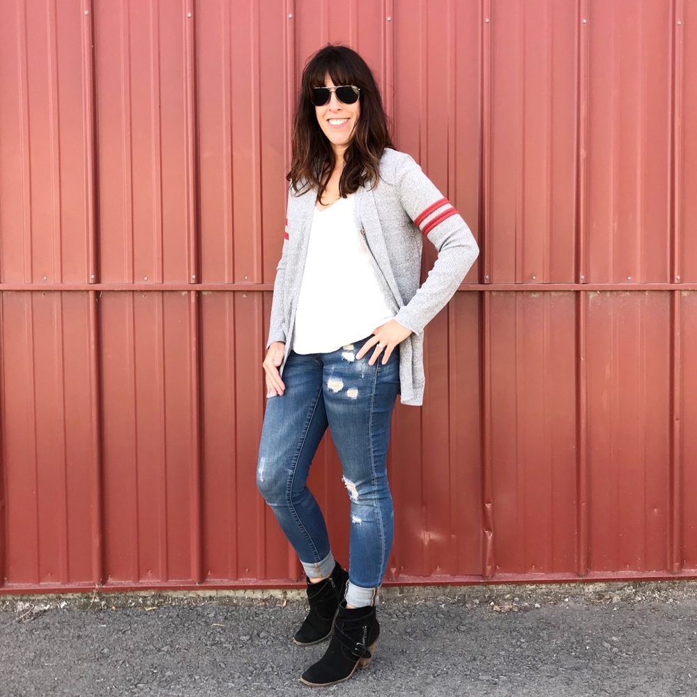 Sporty Gray Stripe Cardigan - Picture 4 of 4